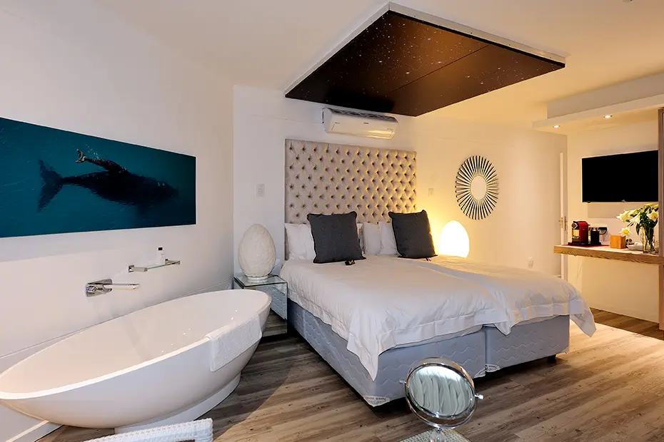 Penthouse Room — view 1