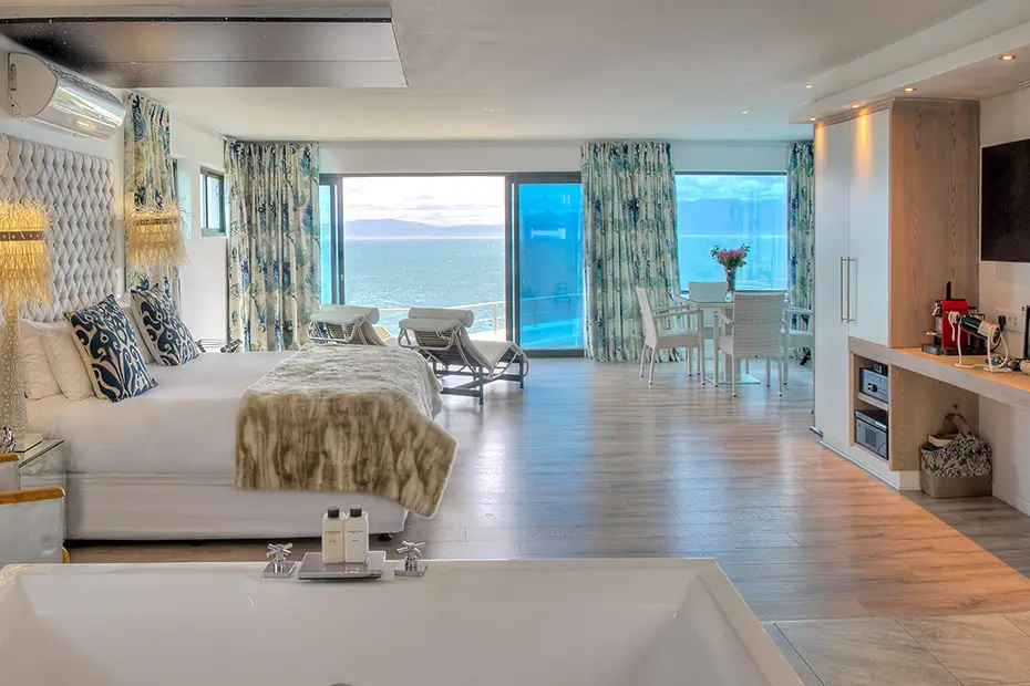 Penthouse Suite — view 1
