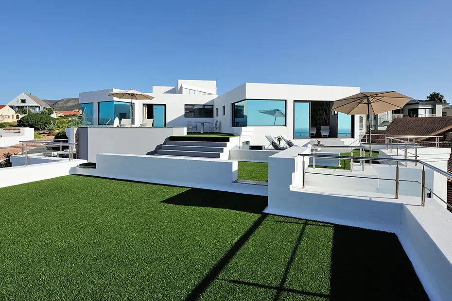 Penthouse Suite — view 3