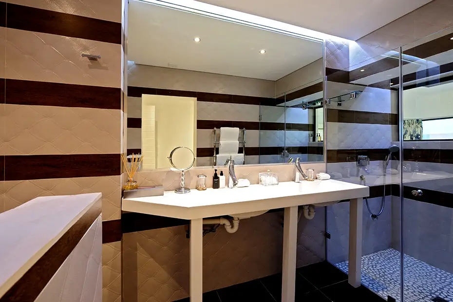 Superior Room — view 2